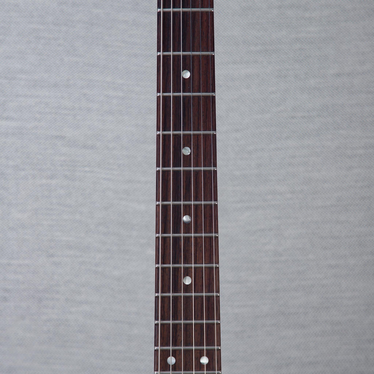 Novo Guitars Serus J Electric Guitar - FOF Lake Como Blue over 64 3-Tone Burst - #26097 - View 4 | MusicMarket
