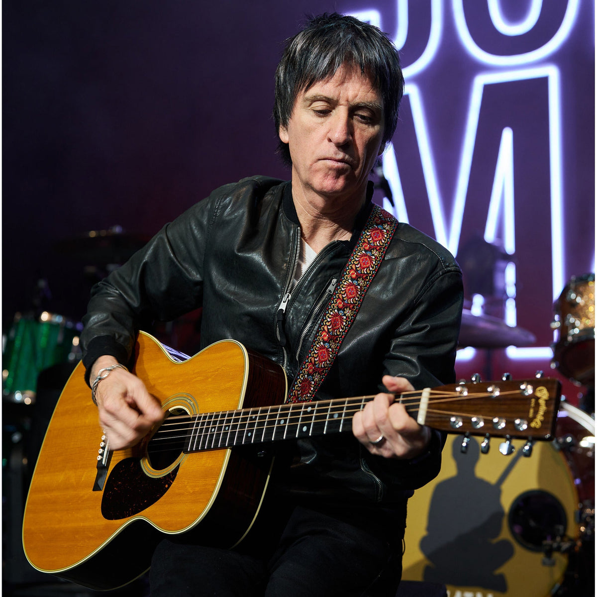 Martin M-7 Johnny Marr Grand Auditorium 7-String Acoustic Electric Guitar - View 7 | MusicMarket
