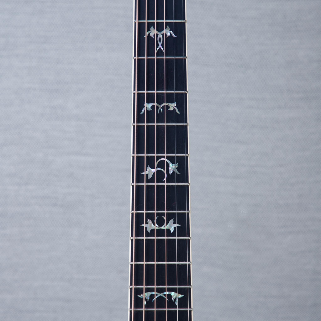 Taylor Special Edition Legacy 810e Acoustic Electric Guitar - Heritage Burst - #1211055084 - View 4 | MusicMarket