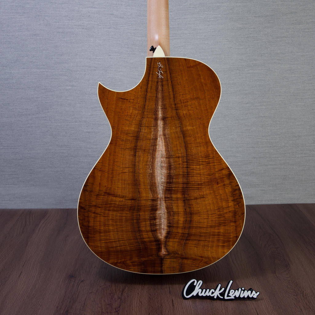 Taylor Custom Shop Gold Label Grand Concert Hawaiian Koa Acoustic Guitar - CHUCKSCLUSIVE - #1206056100 - View 6 |
