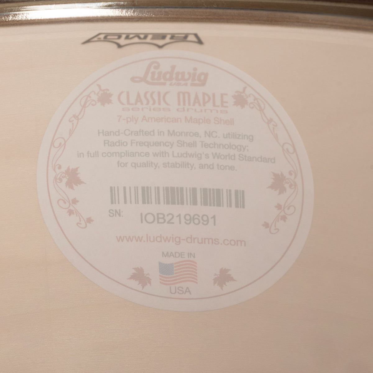 Ludwig Classic Maple Pro Beat 3-Piece Shell Pack - Gold Sparkle - View 7 | MusicMarket