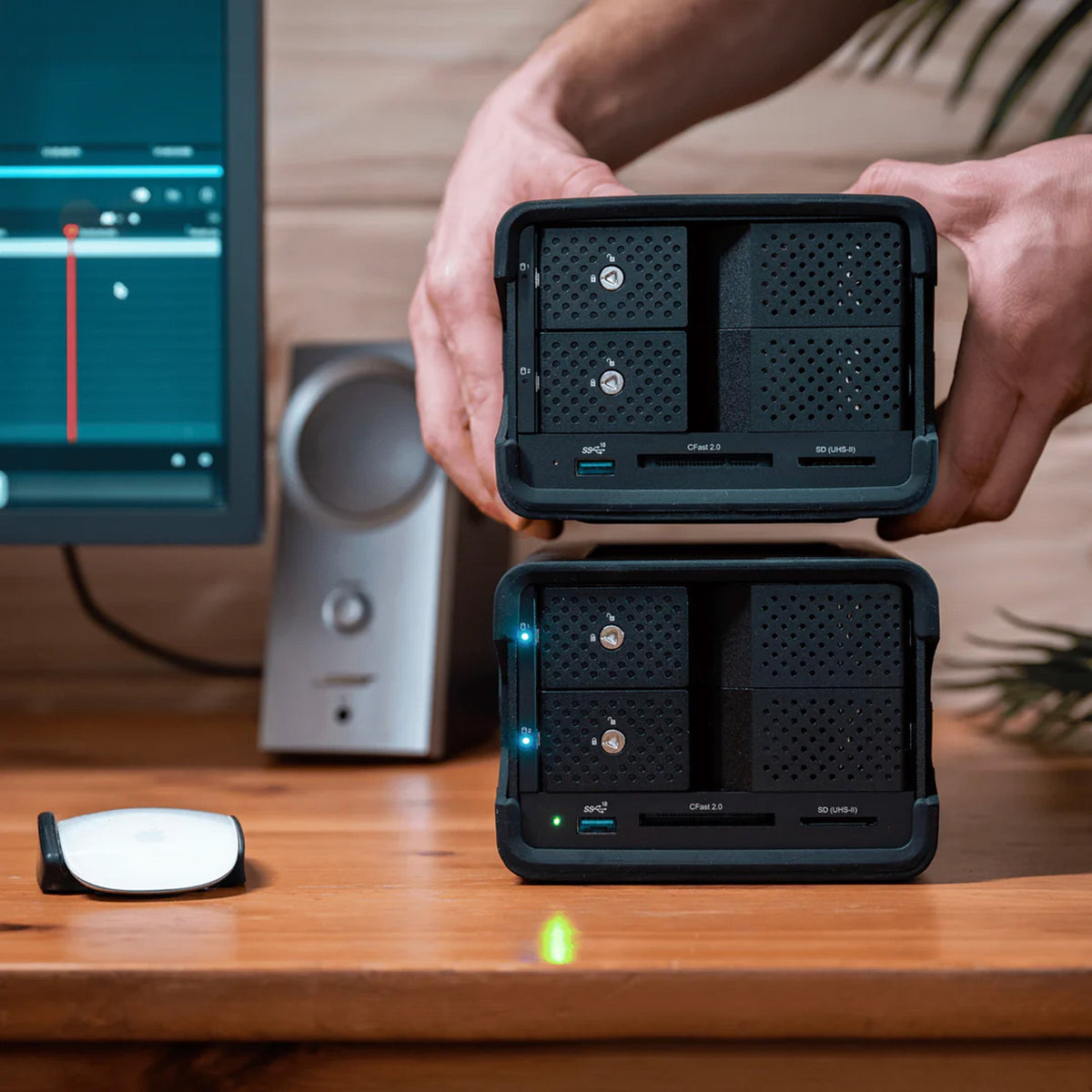 Glyph Blackbox PRO RAID, Enterprise Class, Thunderbolt 3 32 TB - View 3 | MusicMarket