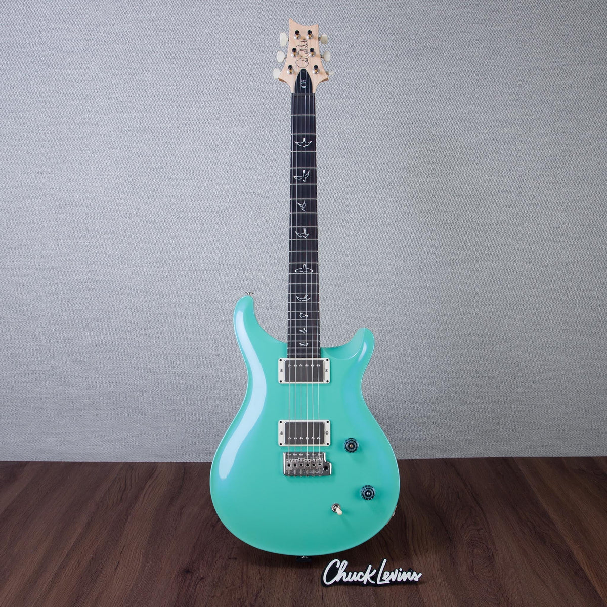 PRS CE 22 Custom Color Electric Guitar - Metallic Mint - #250413915 - View 2 | MusicMarket
