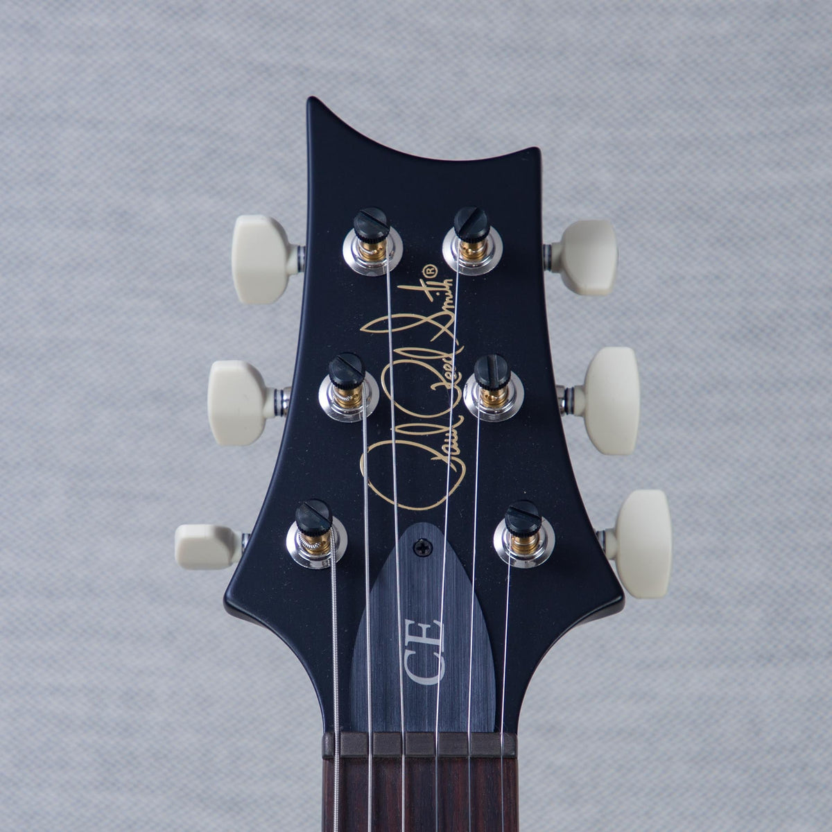 PRS CE 22 Custom Color Electric Guitar - Metallic Mint - #250407341 - View 3 | MusicMarket