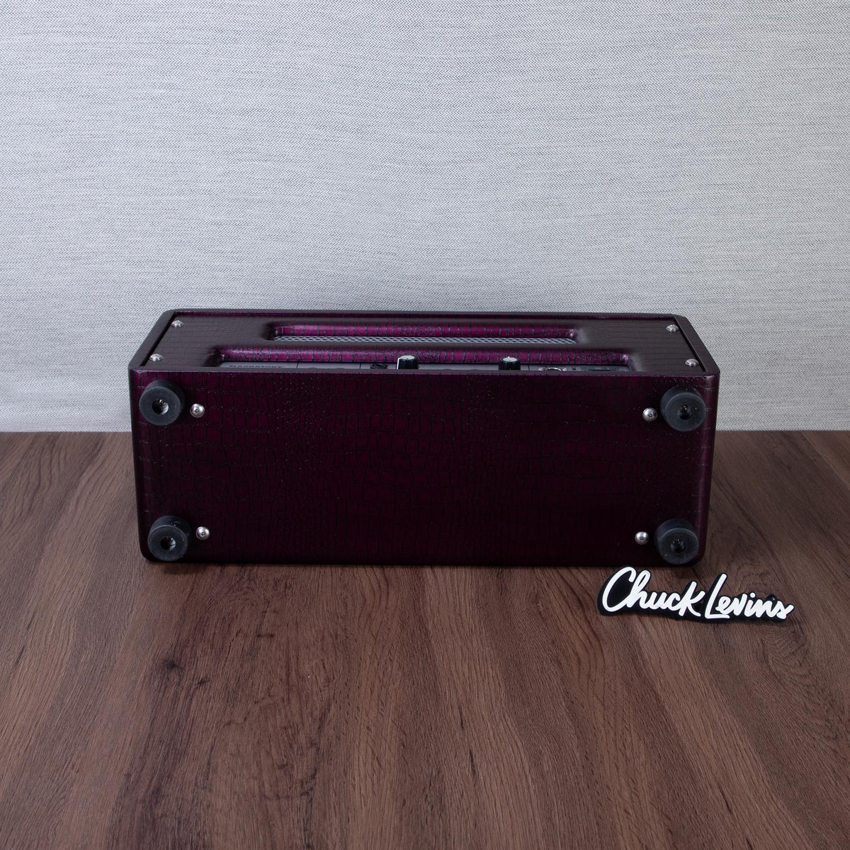 Magnatone Super Fifteen 15-Watt Tube Guitar Amplfier Head - Purple - View 8 | MusicMarket