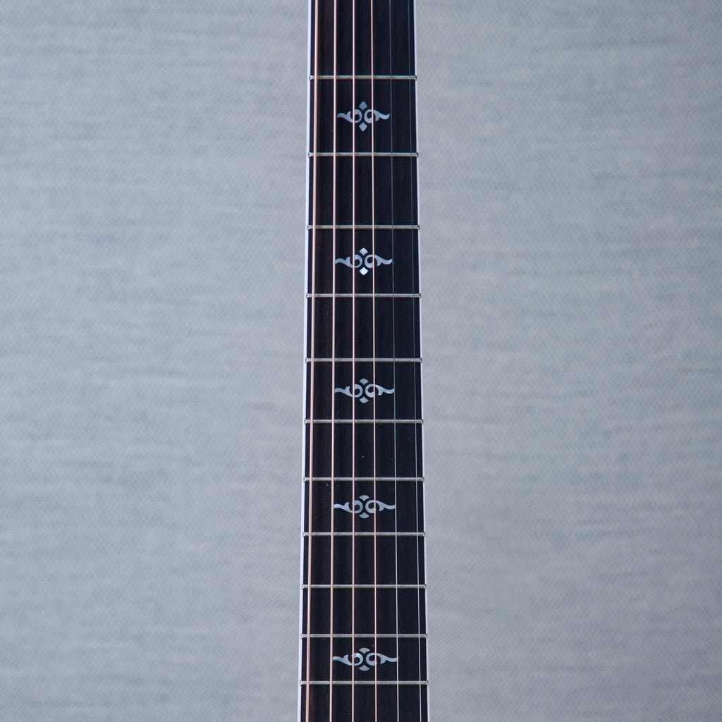 Taylor Custom Shop Gold Label Super Auditorium Honduran Rosewood/ Lutz Spruce Acoustic Electric Guitar -