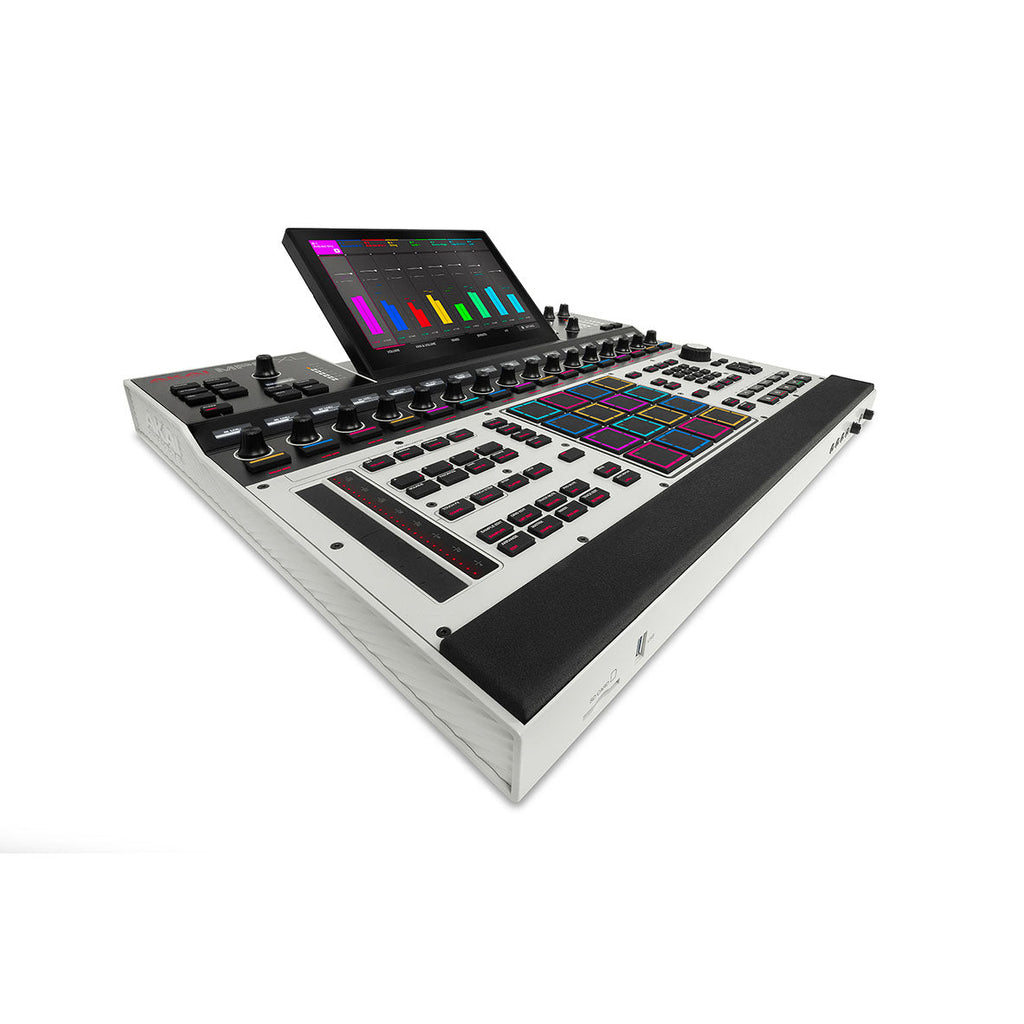Akai Pro MPC XL Standalone Workstation - View 16 | MusicMarket