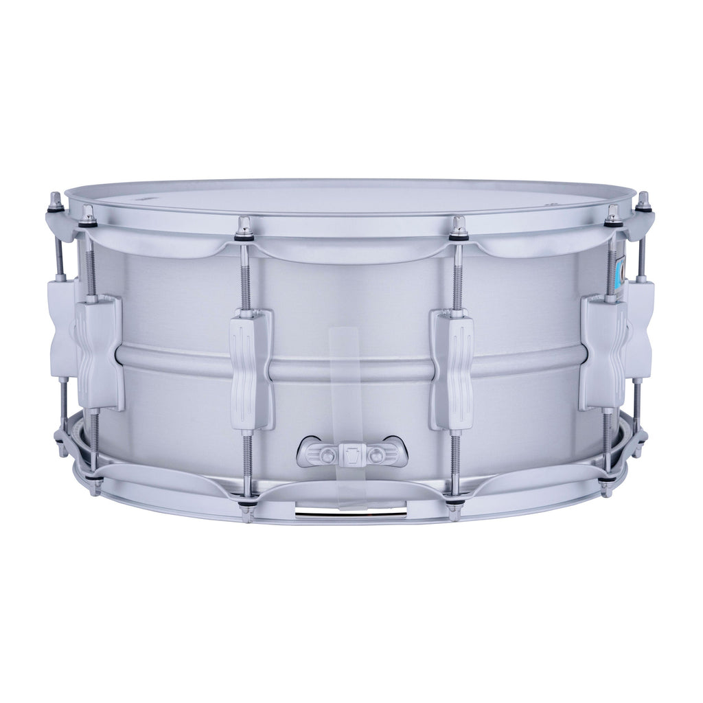 Ludwig 6.5 x 14-Inch Limited Edition Satin Chrome Acrolite Snare Drum - View 3 | MusicMarket