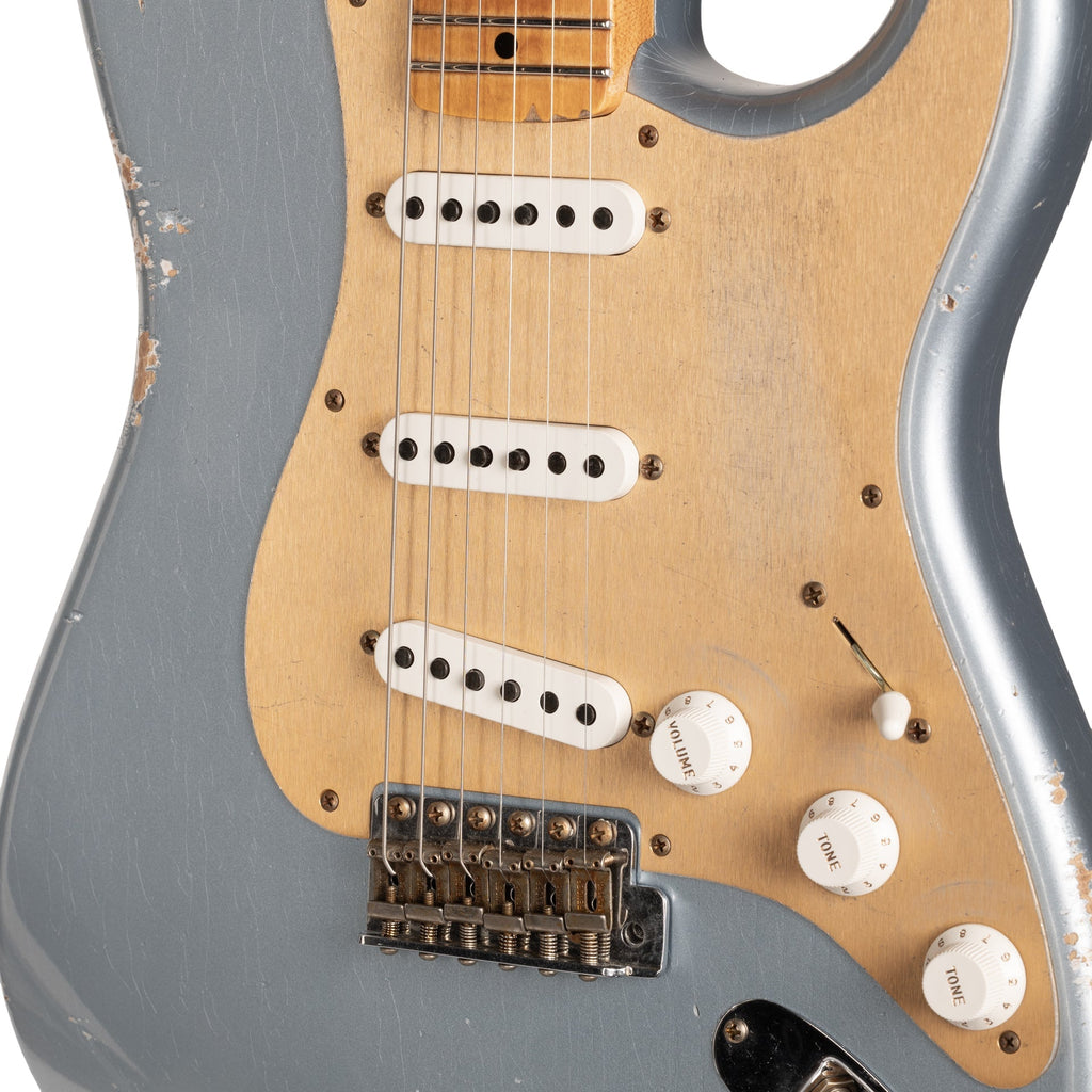 Fender Custom Shop 50’s Stratocaster Relic - Ice Blue Metallic - View 11 | MusicMarket