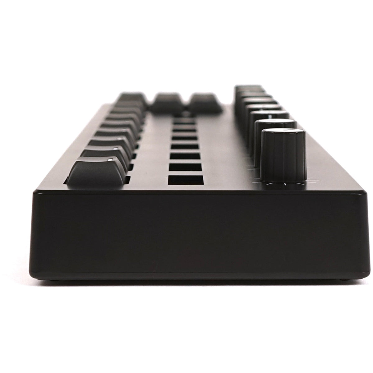 Melbourne Instruments Roto-Control Motorized Midi Controller - View 3 | MusicMarket
