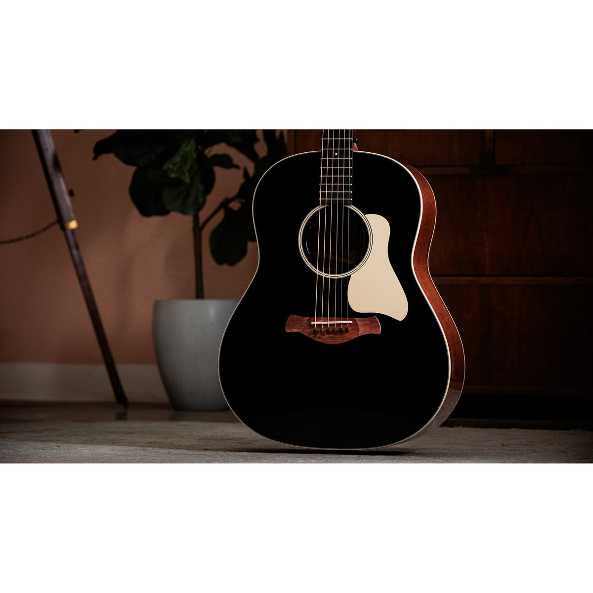 Taylor Gold Label 517e Acoustic Electric Guitar w/ Cream Pickguard - Blacktop - View 5 | MusicMarket