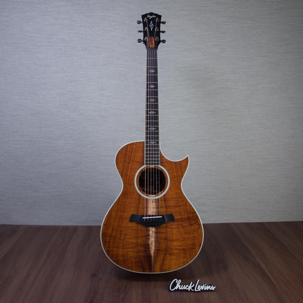 Taylor Custom Shop Gold Label Grand Concert Hawaiian Koa Acoustic Guitar - CHUCKSCLUSIVE - #1206056100 - View 2 |