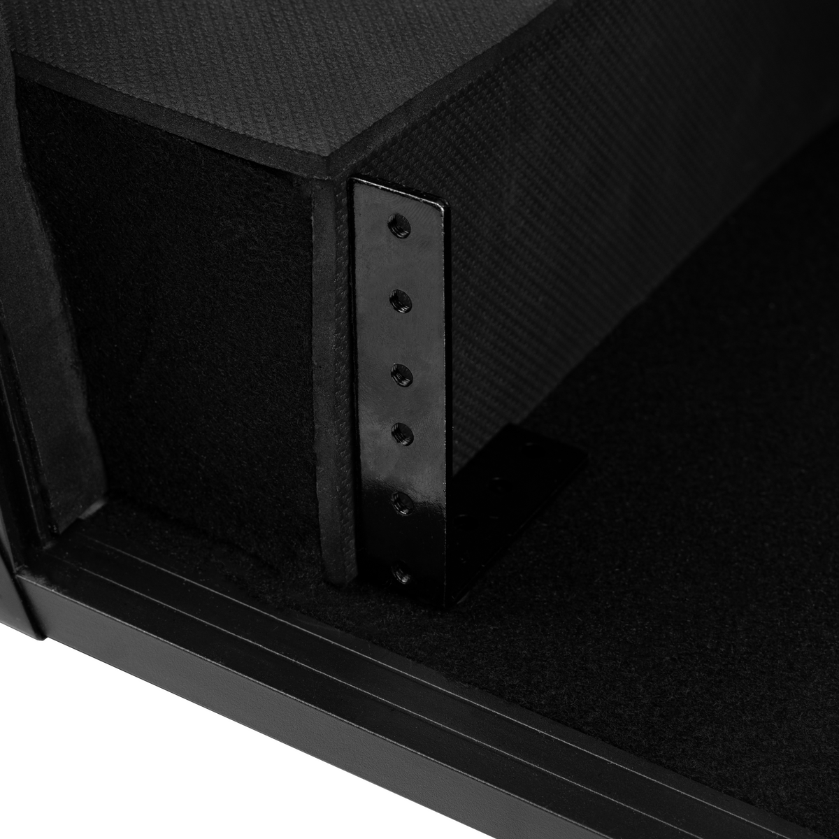 Gator ONYX G-ONYXUD-FLX10-LED DDJ-FLX10 Controller Case with LED and 2U Rackspace - View 9 | MusicMarket