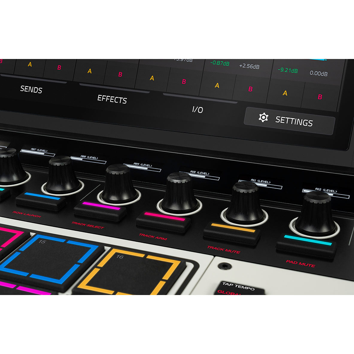 Akai Pro MPC XL Standalone Workstation - View 11 | MusicMarket