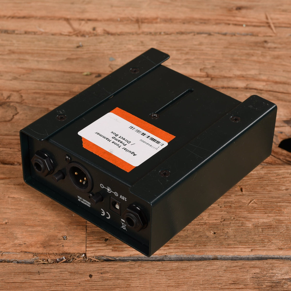 Aguilar Tone Hammer Preamp / Direct Box - Angle 2 | MUSICTONER
