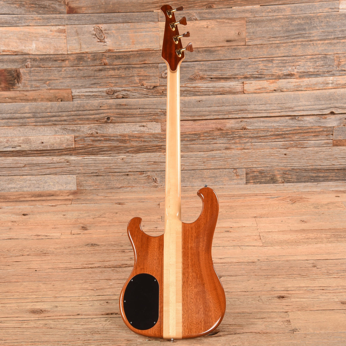 Alembic Persuader  1986 - Angle 5 | MUSICTONER