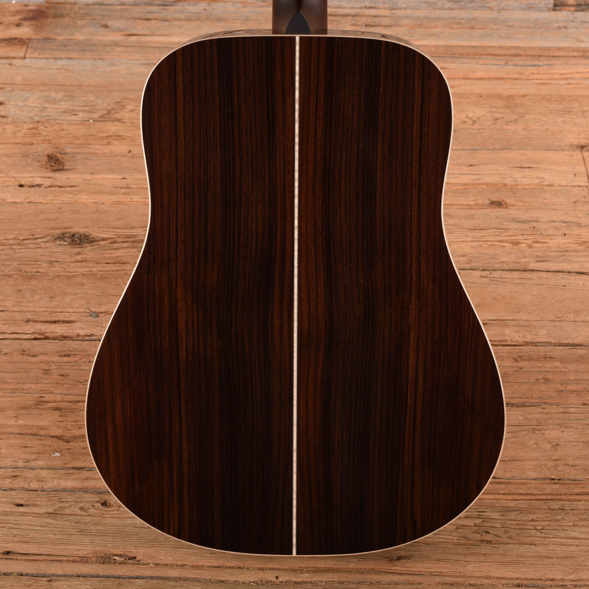Boucher SG-52-V Natural 2026 - Angle 3 | MUSICTONER