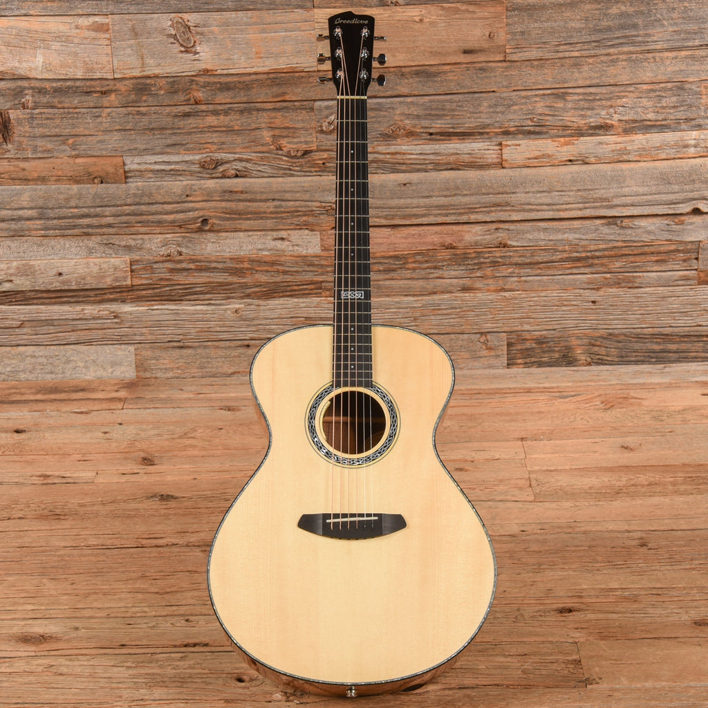 Breedlove Legacy Concerto E Adirondack/Koa Natural - Angle 4 | MUSICTONER
