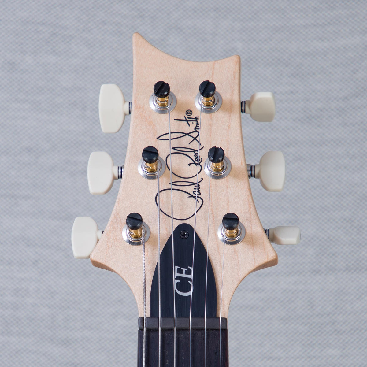 PRS CE 22 Custom Color Electric Guitar - Metallic Mint - #250413915 - View 3 | MusicMarket