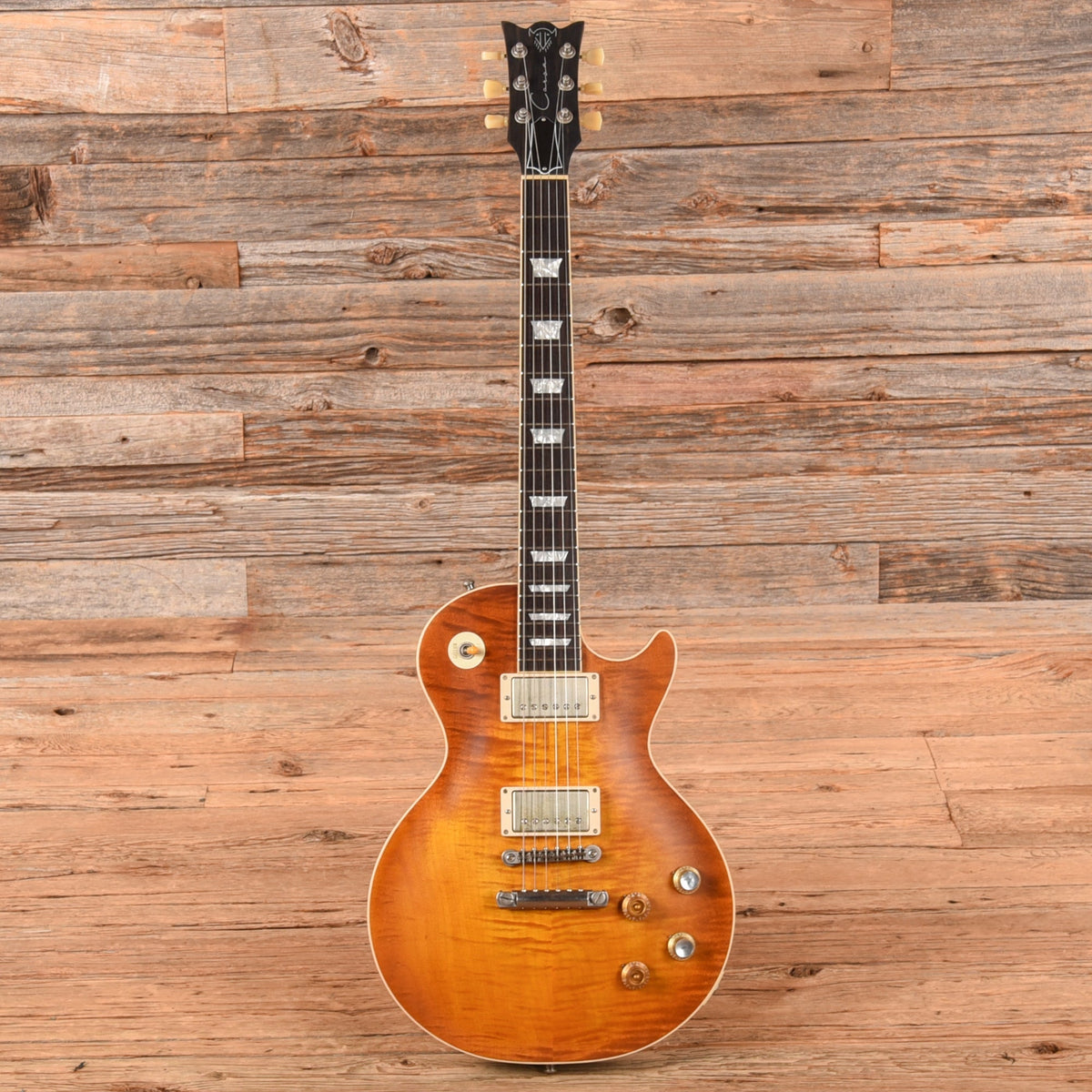 Corsa LCPG Tobacco Burst Light Relic 2025 - Angle 4 | MUSICTONER