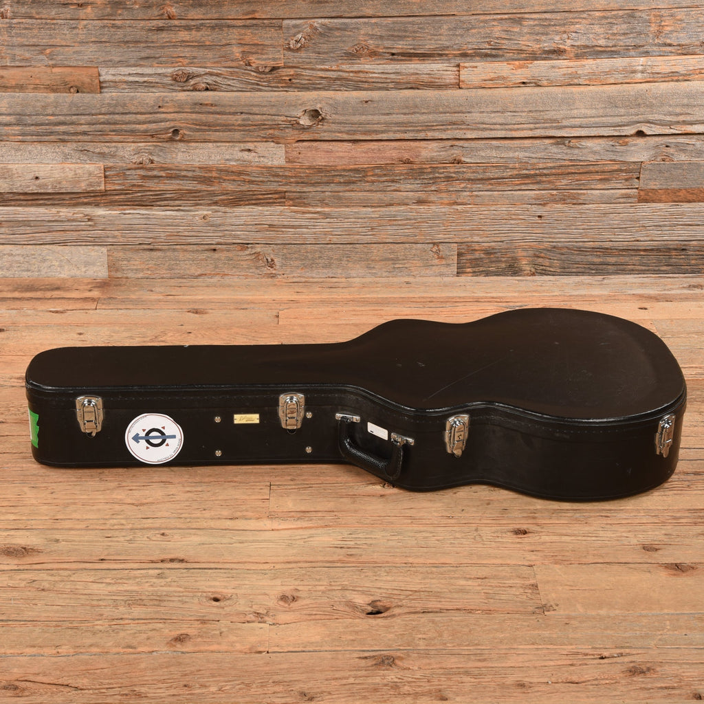 D'Angelico NYL-6 Speicial New Yorker Model ( Japan) - John Oates - Angle 8 | MUSICTONER
