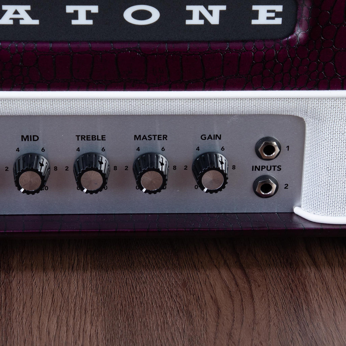 Magnatone Super Fifteen 15-Watt Tube Guitar Amplfier Head - Purple - View 3 | MusicMarket