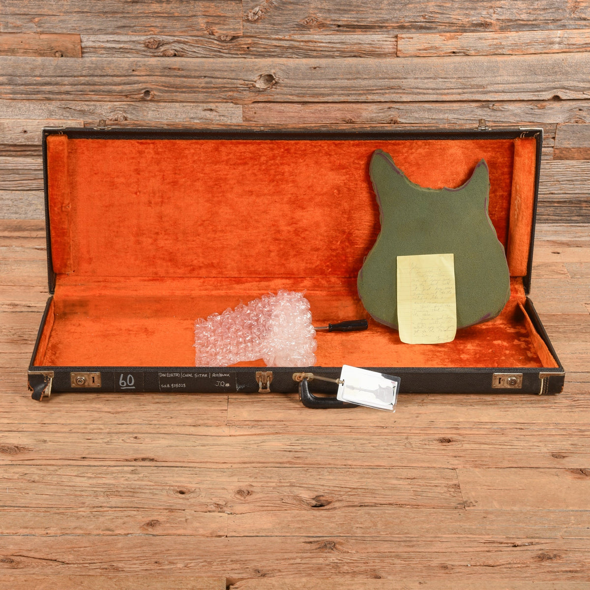 Danelectro Coral Sitar 1960s - John Oates - Angle 9 | MUSICTONER