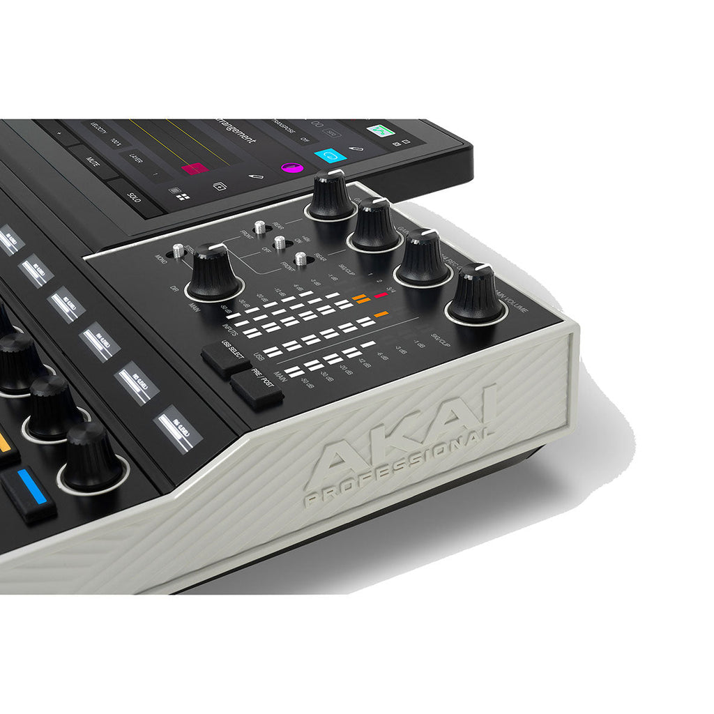 Akai Pro MPC XL Standalone Workstation - View 4 | MusicMarket