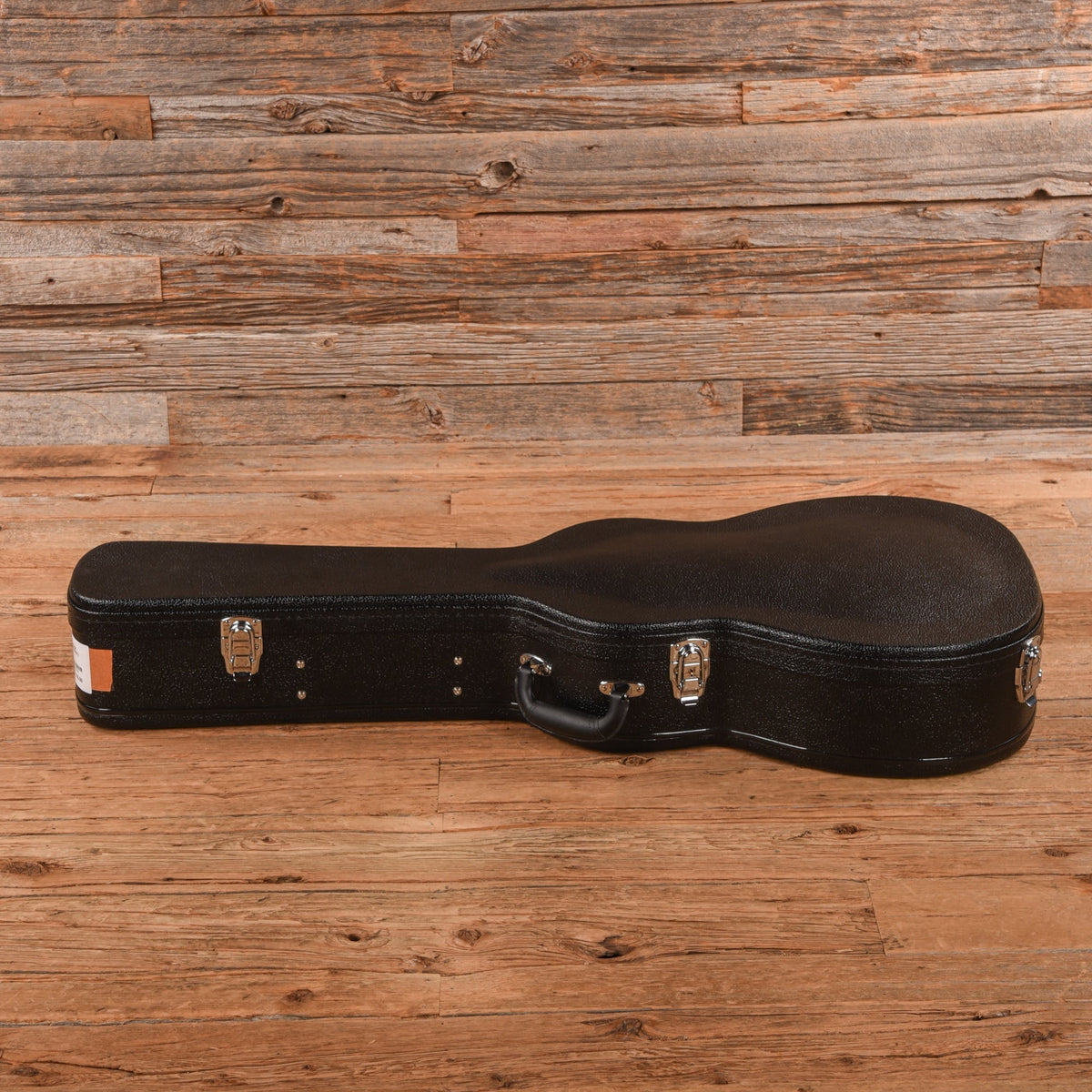 Eastman E20OO Natural - Angle 8 | MUSICTONER