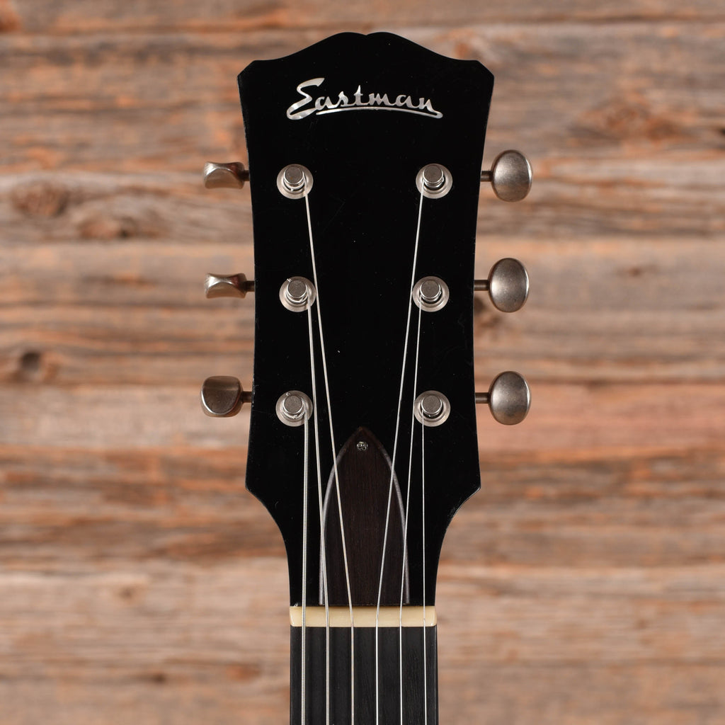Eastman SB 55/DCV Antique Classic (Cherry) 2023 - Angle 6 | MUSICTONER