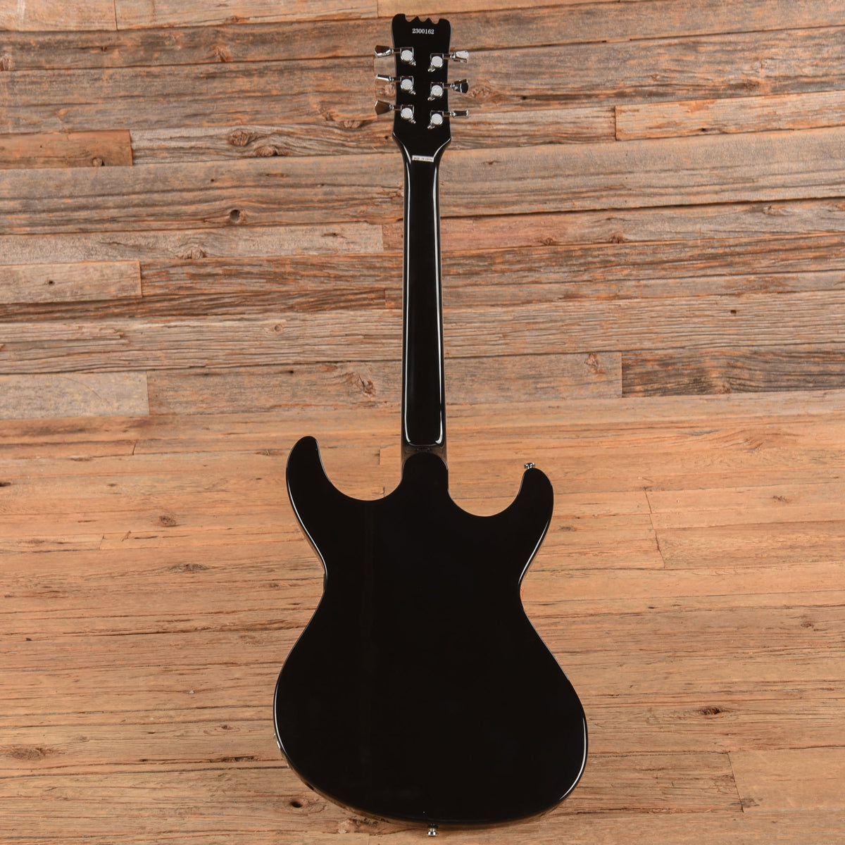 Eastwood Sidejack Black 2025 - Angle 5 | MUSICTONER
