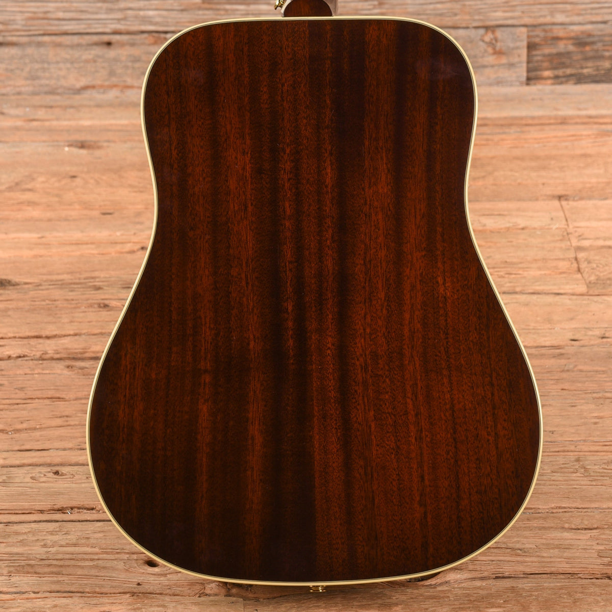 Epiphone Inspired by Gibson Original Hummingbird Antique Natural 2025 - Angle 3 | MUSICTONER