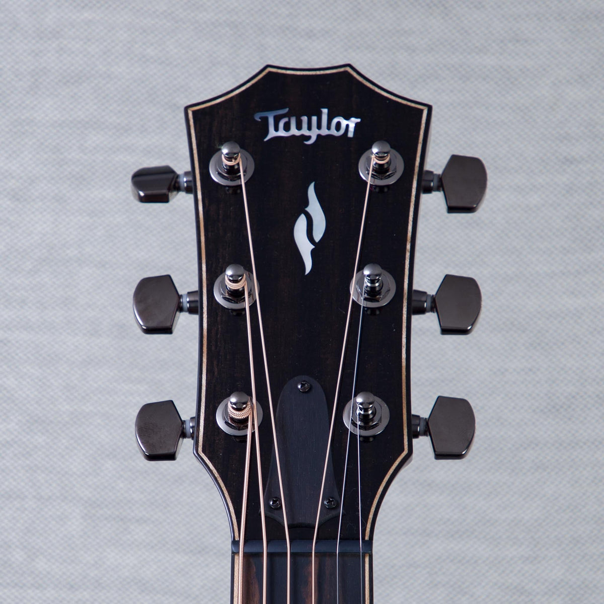 Taylor Limited Edition 814ce Cocobolo/Spruce Acoustic Electric Guitar - #1201196089 - View 3 | MusicMarket