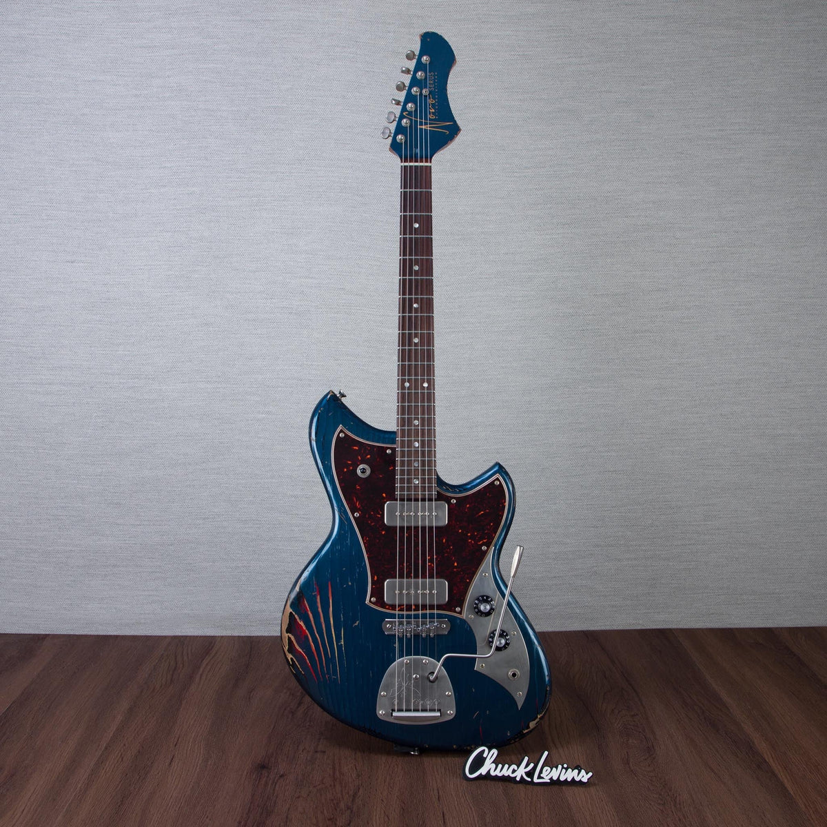 Novo Guitars Serus J Electric Guitar - FOF Lake Como Blue over 64 3-Tone Burst - #26097 - View 2 | MusicMarket