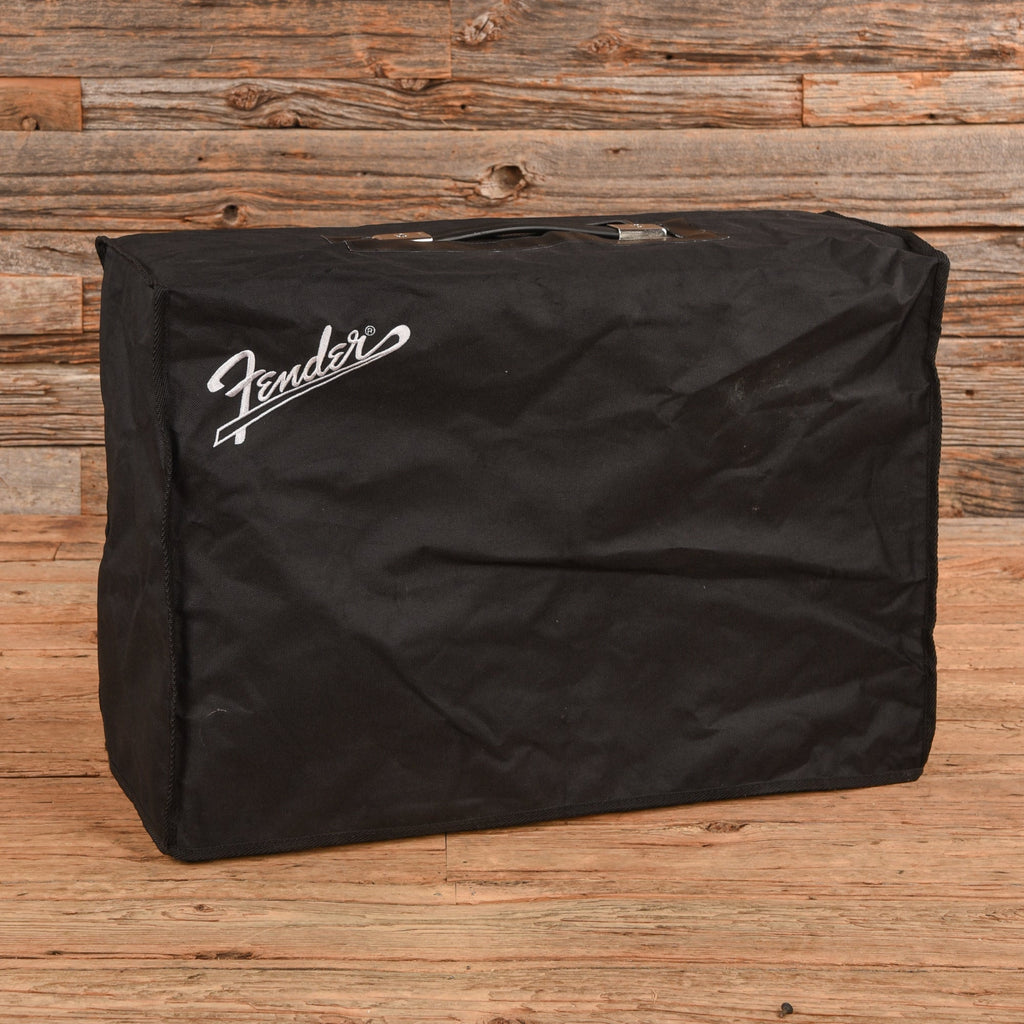 Fender '65 Deluxe Reverb Reissue Limited Edition 22-Watt 1x12" Guitar Combo - Angle 3 | MUSICTONER