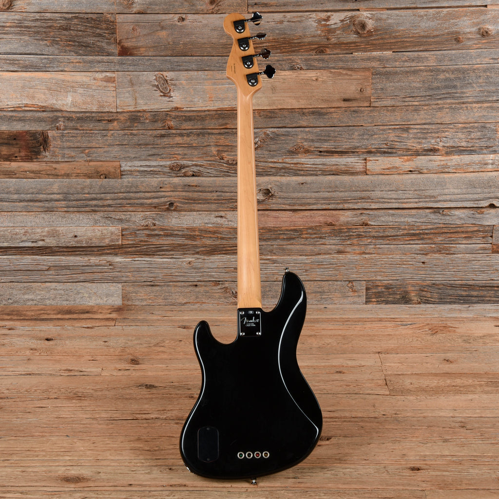 Fender American Deluxe Jazz Bass Black 1998 - Angle 5 | MUSICTONER