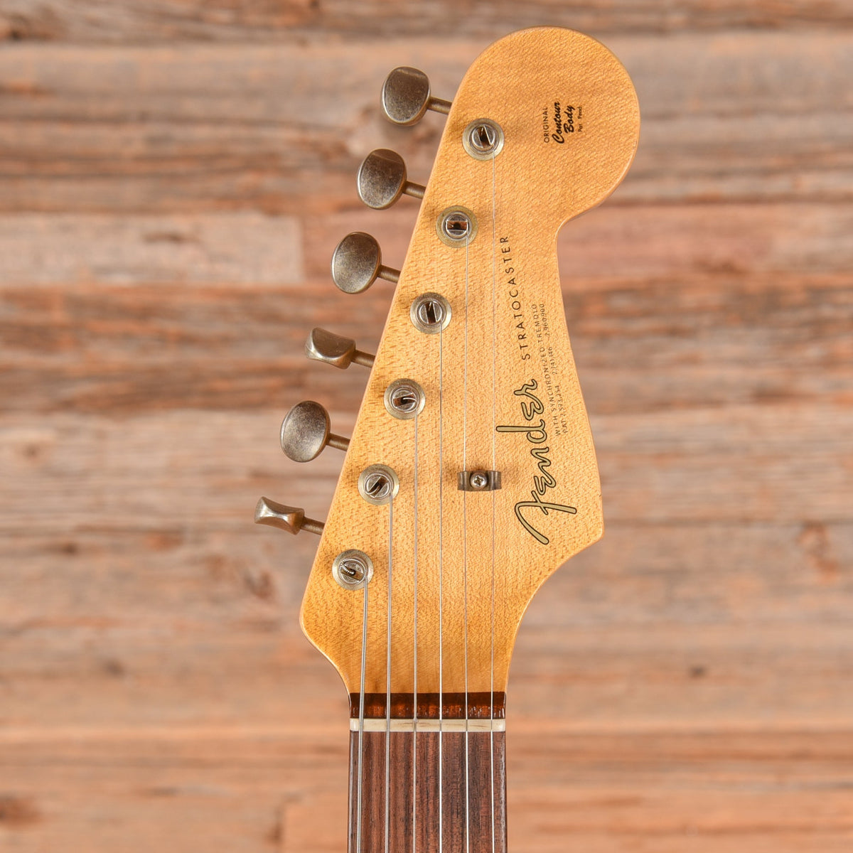 Fender Custom Shop '63 Stratocaster Reissue Journeyman Relic Black 2022 - Angle 6 | MUSICTONER