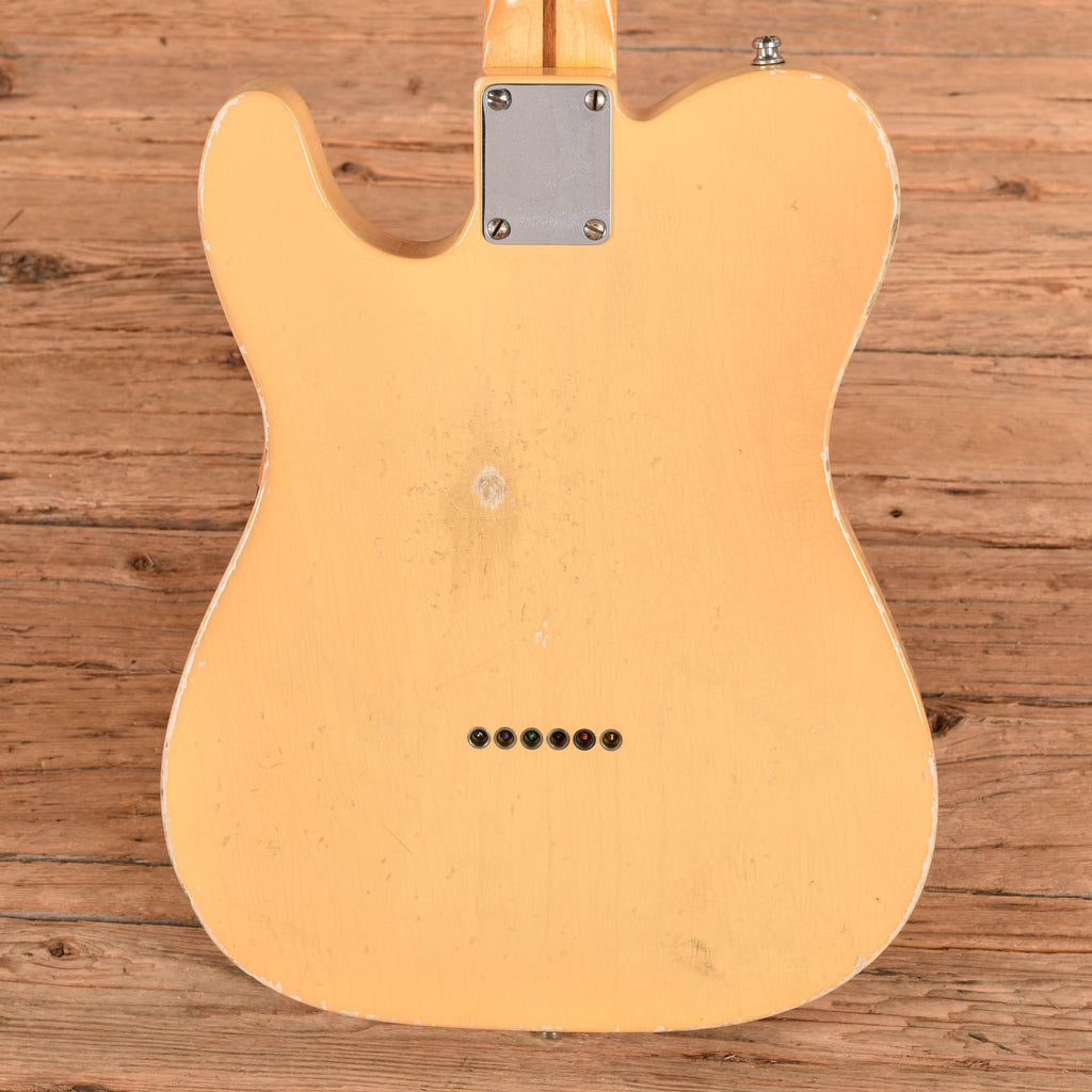 Fender Custom Shop "Nocaster" Relic Butterscotch Blonde 2014 - Angle 3 | MUSICTONER