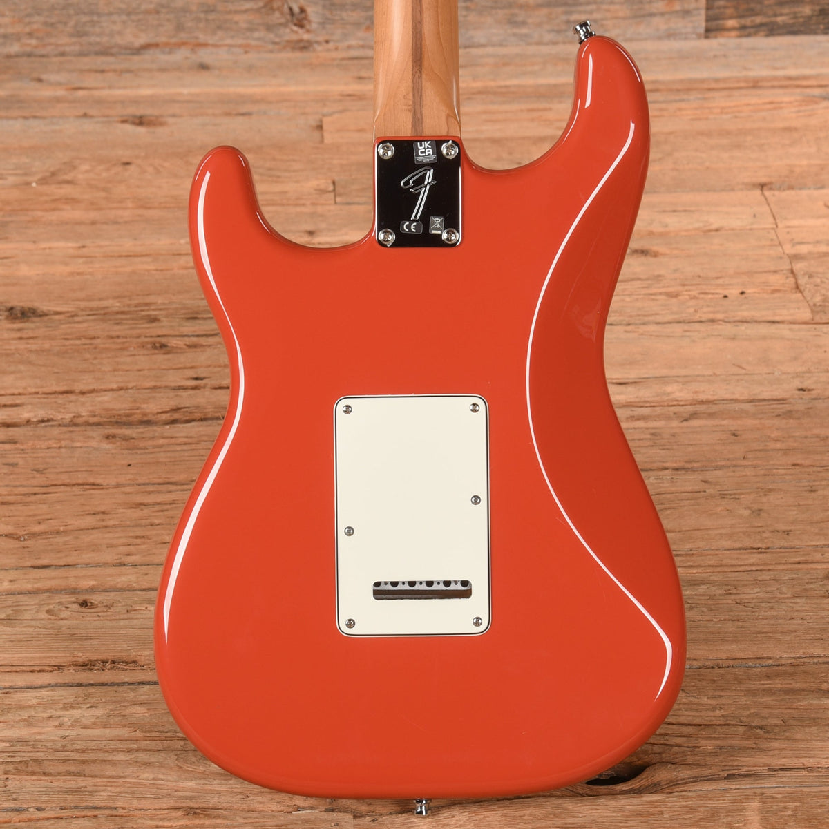 Fender Player II Stratocaster Roasted Neck Fiesta Red 2023 - Angle 3 | MUSICTONER