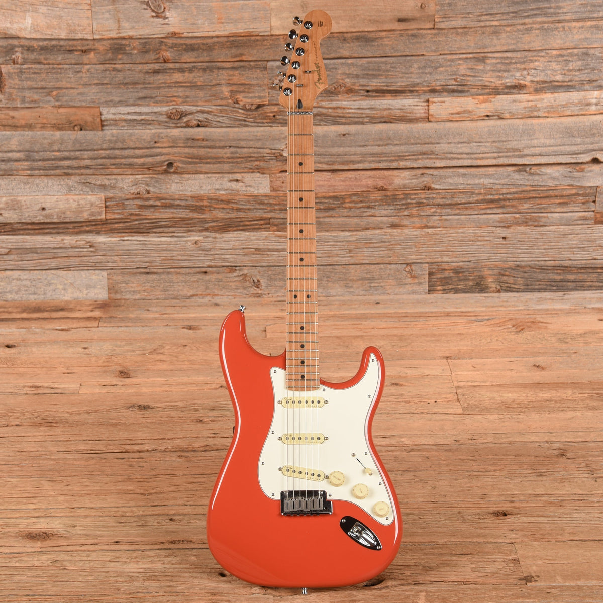 Fender Player II Stratocaster Roasted Neck Fiesta Red 2023 - Angle 4 | MUSICTONER