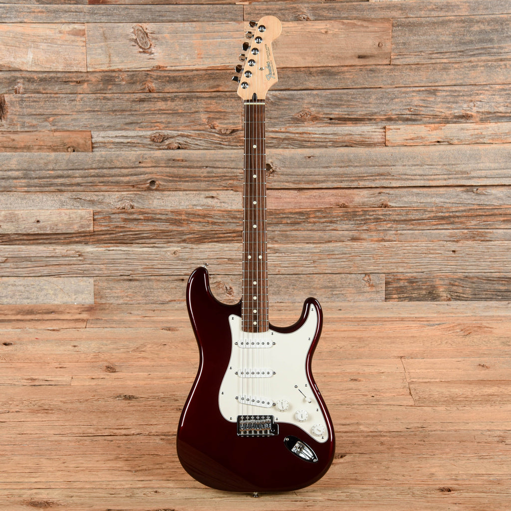 Fender Stratocaster Burgundy 2004 - Angle 4 | MUSICTONER
