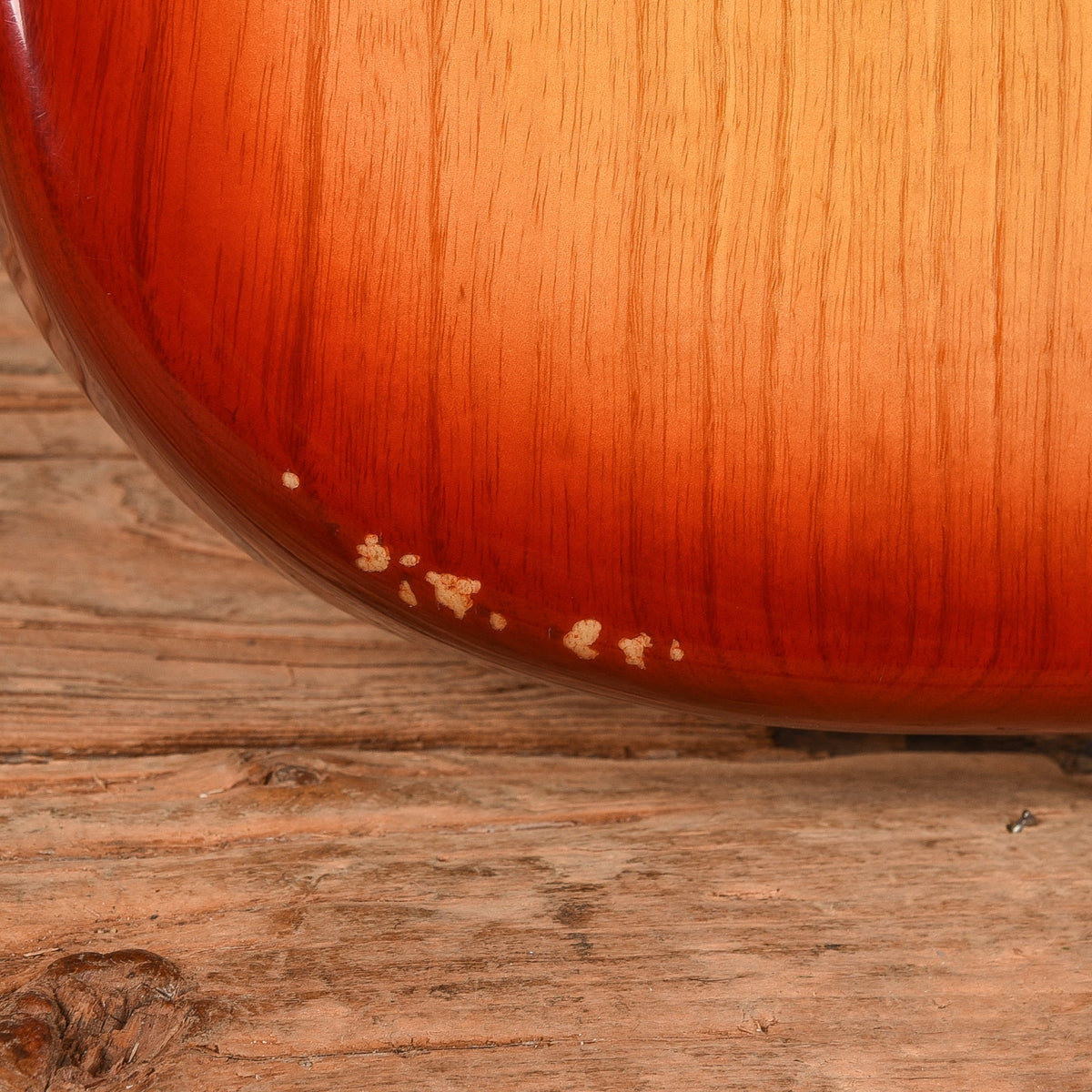 Fender American Fat Stratocaster Sienna Sunburst 2002 - Angle 11 | MUSICTONER