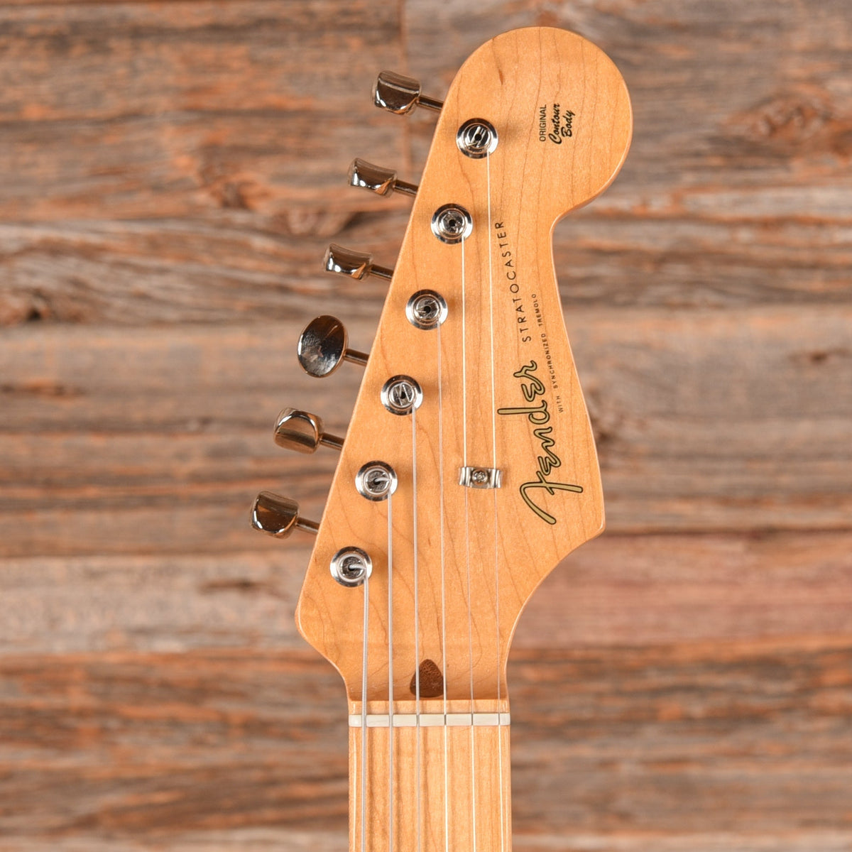 Fender American Original '50s Stratocaster Gold 2019 - Angle 6 | MUSICTONER