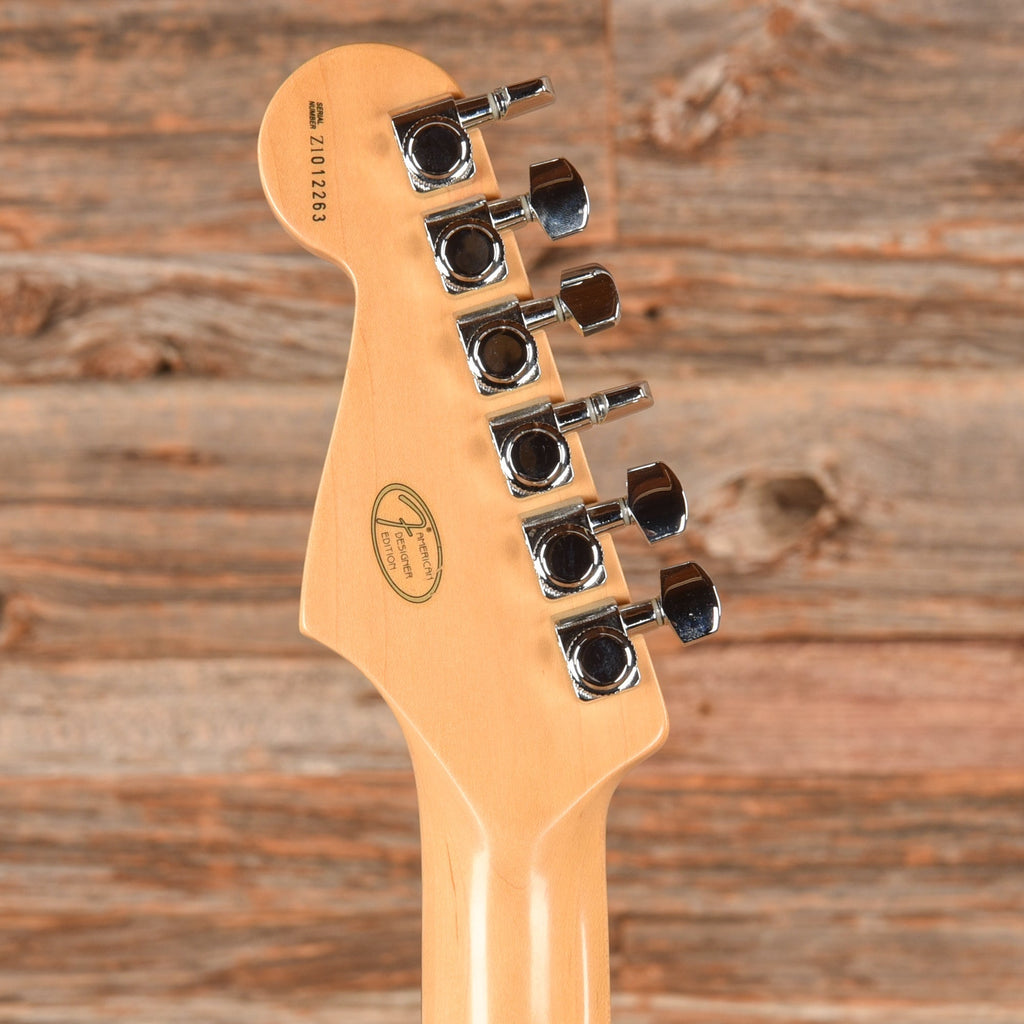 Fender American Series Stratocaster Silver Sparkle 2001 - Angle 7 | MUSICTONER