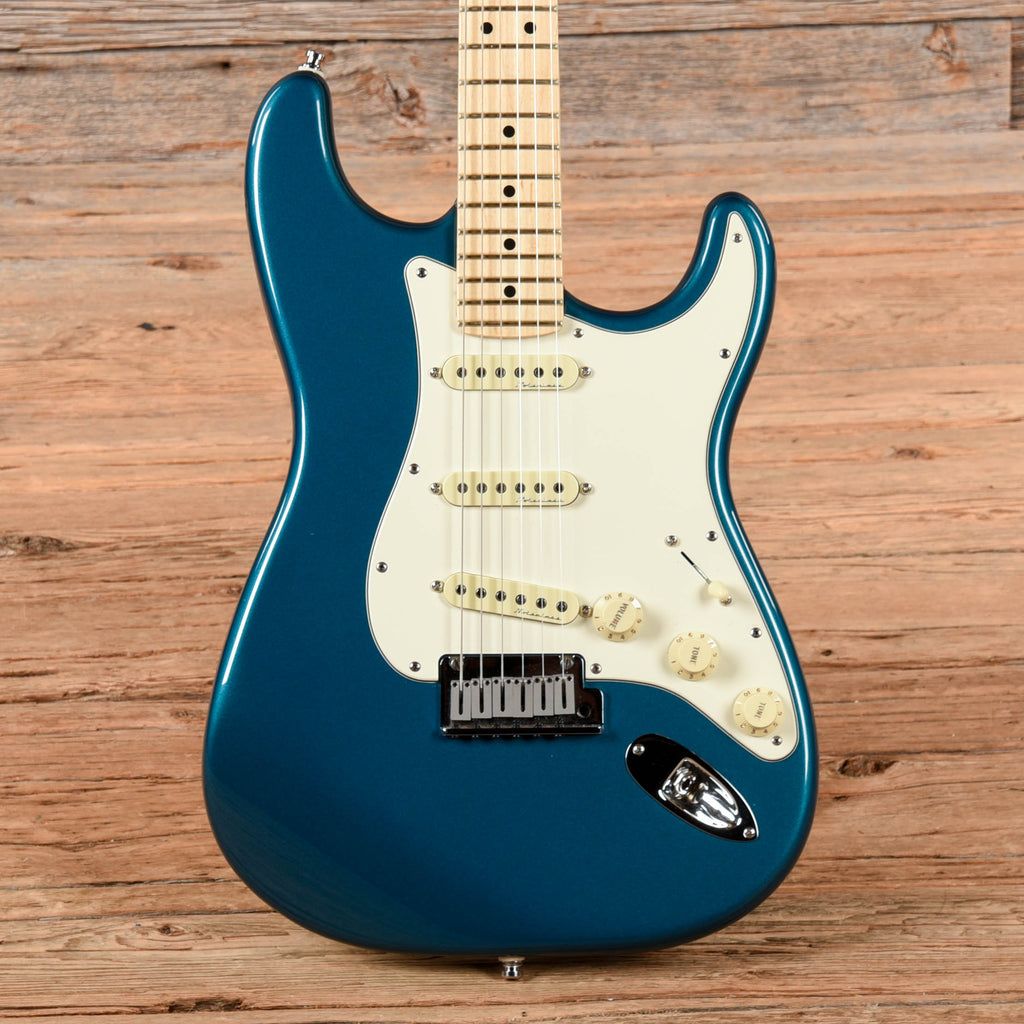 Fender American Standard Stratocaster Neck with Unknown Fender Body Lake Placid Blue - MUSICTONER