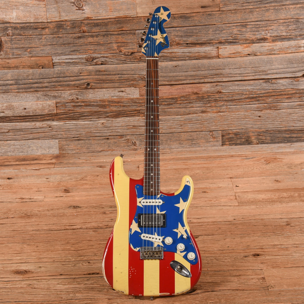 Fender Artist Wayne Kramer Stratocaster Stars and Stripes 2011 - Angle 4 | MUSICTONER