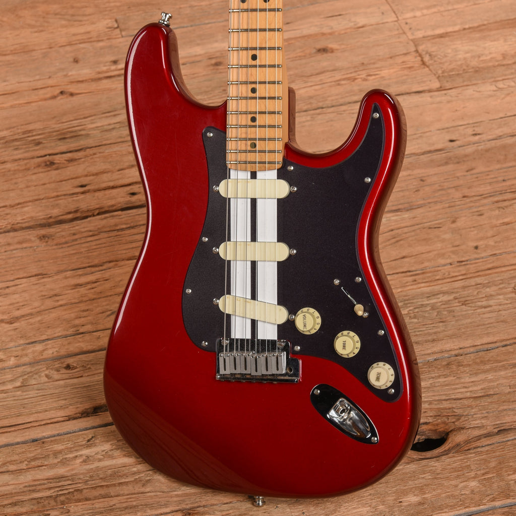 Fender Deluxe Stratocaster Plus With Unknown Body Crimson Red 1996 - Angle 2 | MUSICTONER