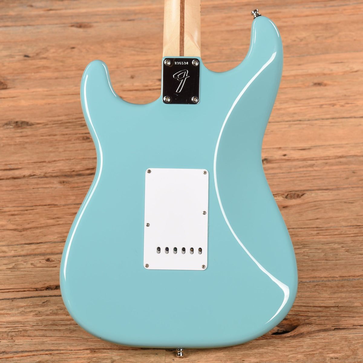 Fender Eric Clapton Strat Neck w/Unknown Body Olympic White - Angle 3 | MUSICTONER