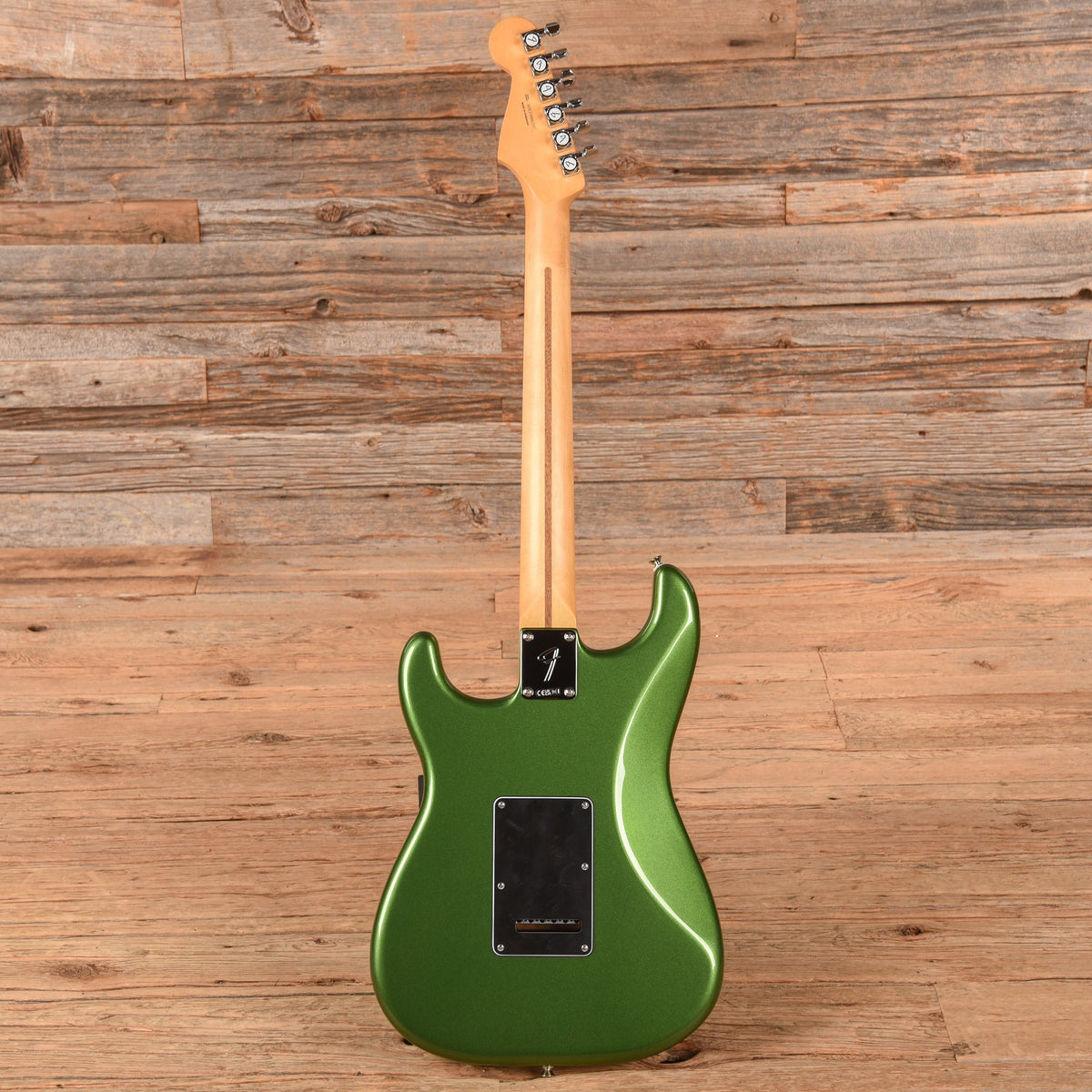 Fender Player II Modified Stratocaster Harvest Green 2025 - Angle 5 | MUSICTONER