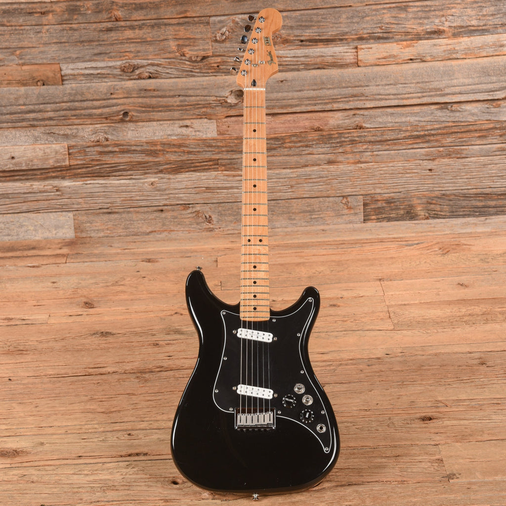 Fender Player Lead II Black - Angle 4 | MUSICTONER